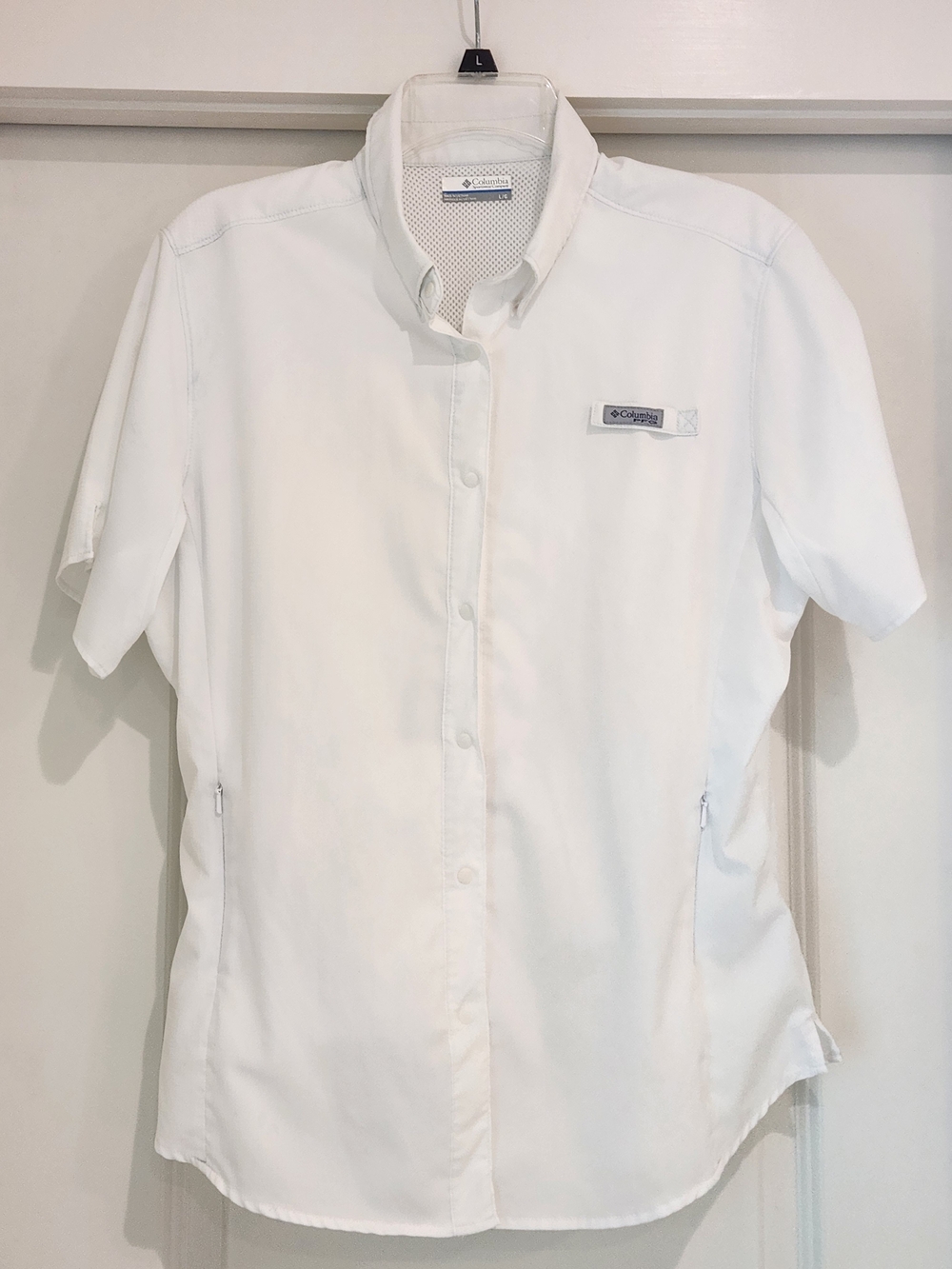 Columbia Short Sleeve White Button Front Shirt Size S Omni-Shade Fishing Shirt
